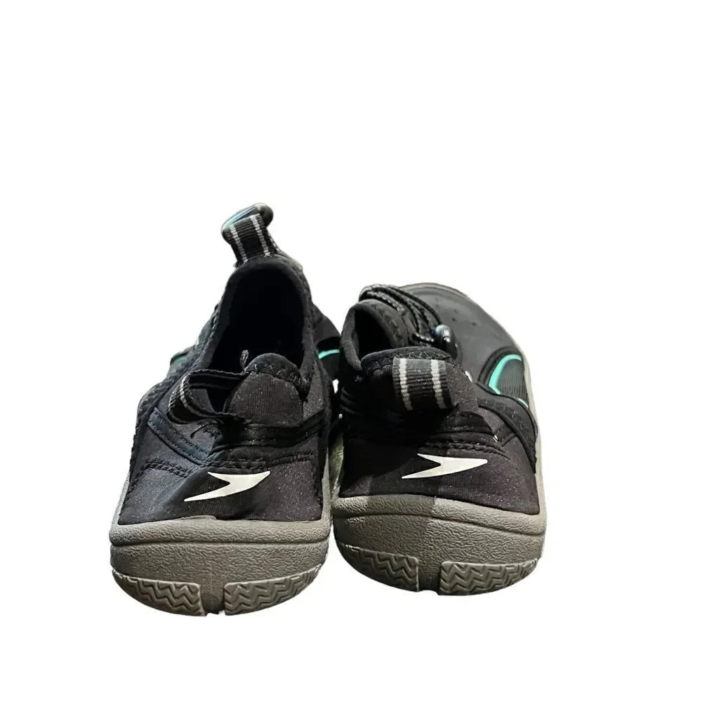 Speedo water shoes men’s small - 7/8‎